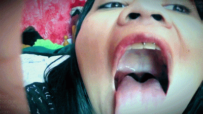 Kind But Sly Giantess Tricks You Into Becoming Her Dinner
