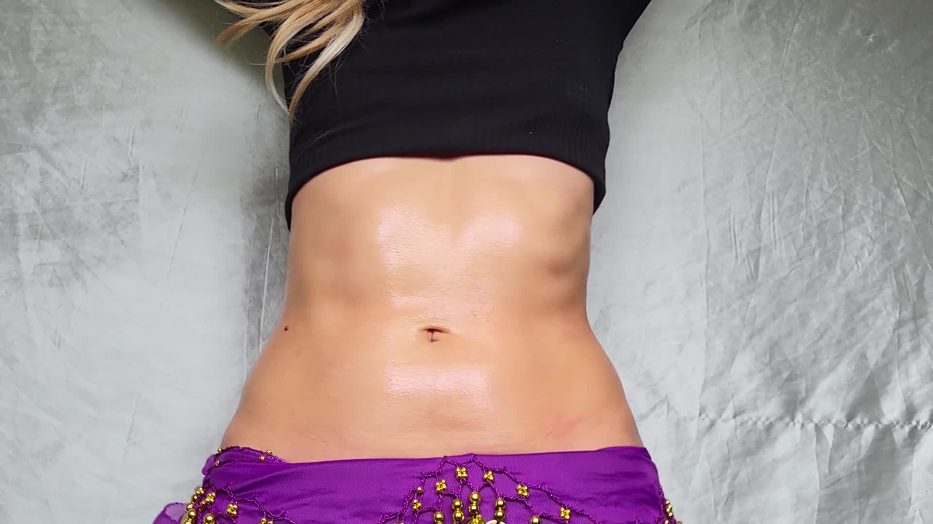 Belly Dance Oily Belly