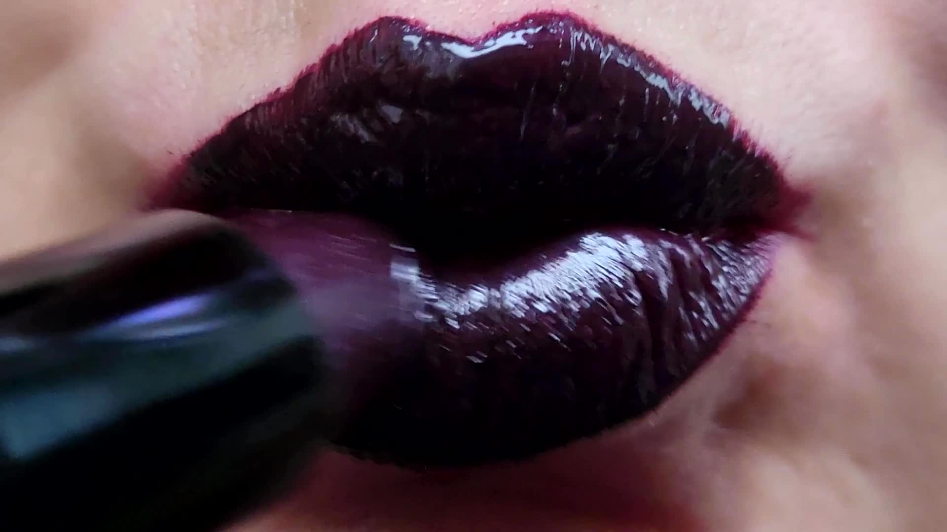 Dark Lipstick Lips
