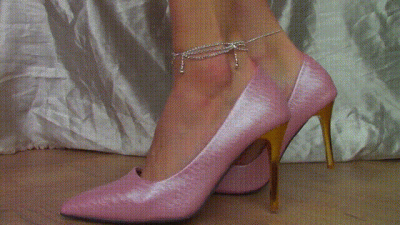 Pastel Pink & Gold Heel Court Pumps