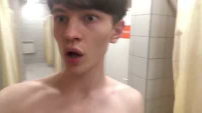 (Risky) Hot Stud Masturbate In Shower At The Gym/Big Dick (23Cm)/Huge Load