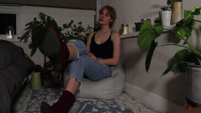 Foot Sniffing Loser