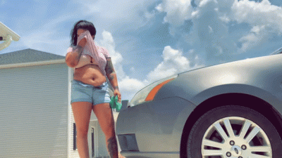 Candid Chubby Girl