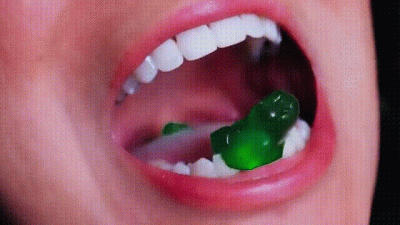 **** Gummy Tease