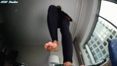 Gem, Size 12W, Gigantic Squeeze! "Fe Fi Fo Fum!"