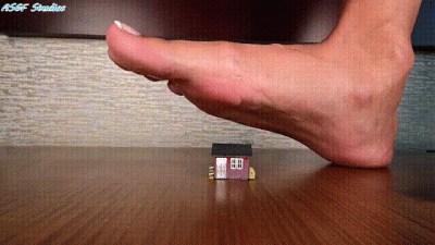 Krystal Gets A Lot Of Trouble From Tiny Home!