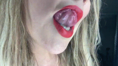 Giantess Devours Village