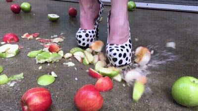 Apple High Heel Smash With Mdigia: Slo Mo