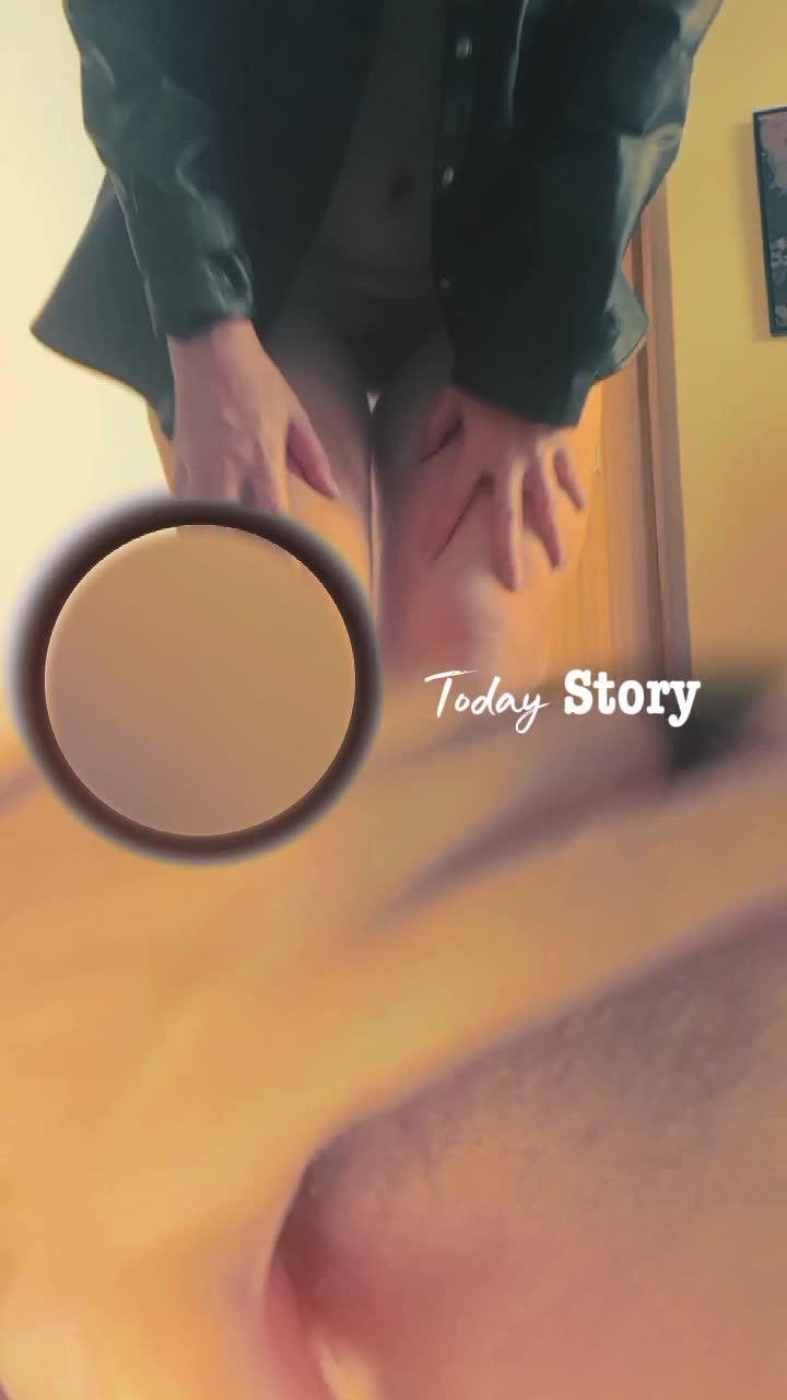 Hairy Pussy Close-Up: Natural Redhead Bush Spreads & Play- Authentic Hairy Fetish