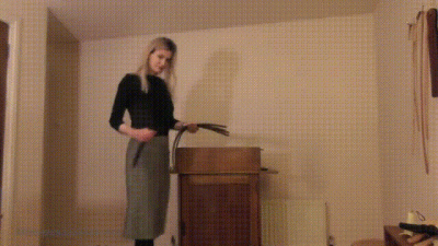 Hand Tawsing With Three Lochgellys