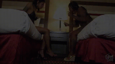 Dangle Freak Feat Prettyfeetdontcheat
