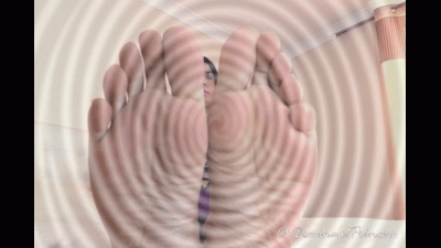 Trippy Foot Worship (1080P)