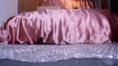 ASMR Bubblewrap Trampling