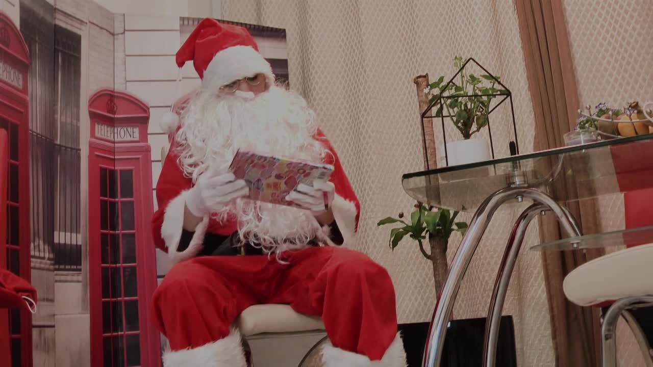 Nursing Home Santa Claus