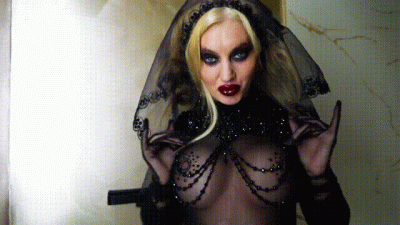 Bewitching Glossy Lips