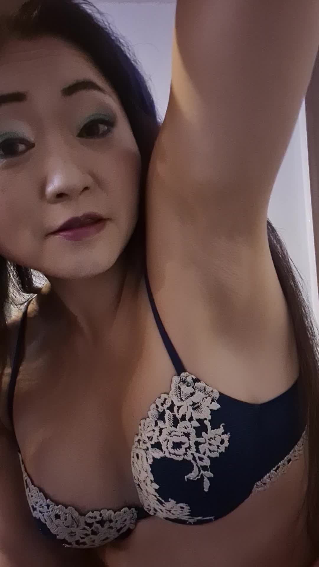 Bodywoship Faceseat POV