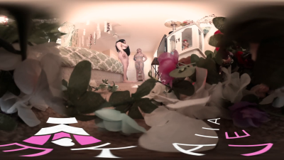 VR 360 Eating Our Way Through Tinytown