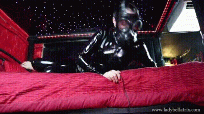 Latex Mistress In Gasmask Wanks While Slaves Watch