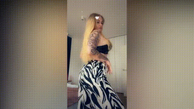 Extremely Seductive & Naughty Lips Tits JOI Session For A Blackmailing-Slut No. 1