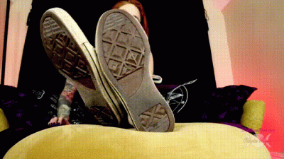 Smelliest Sneaker Bitch