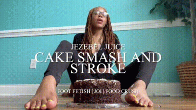 Cake Smash And Stroke