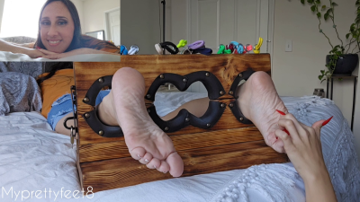 Tickle Stocks 2 Camera Angles Liv Myprettyfeet8