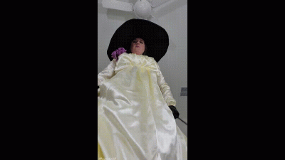 Lady Dimitresca Foot Cleaner