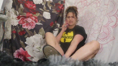 Giantess Finds A Tiny In Her Slipper