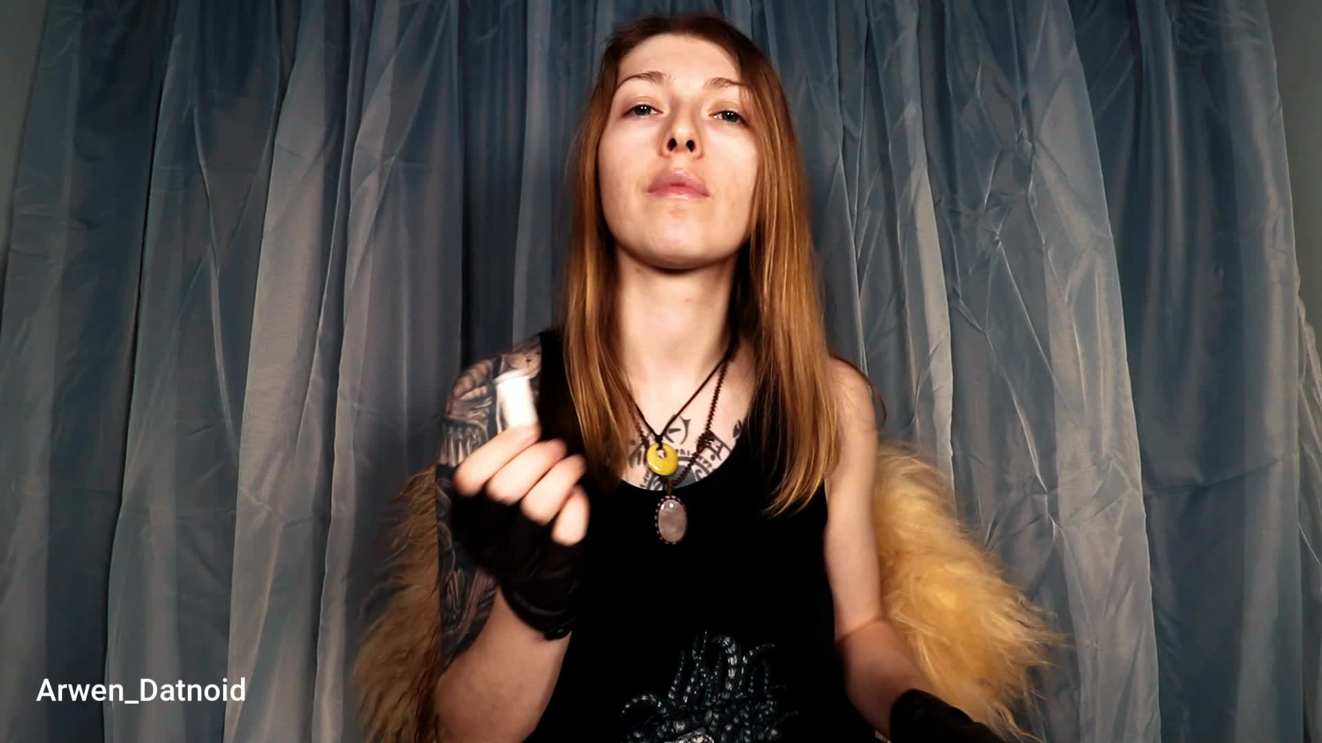 Gooner Chronicles 1 Grunge Goddess Lip Pillow Talk