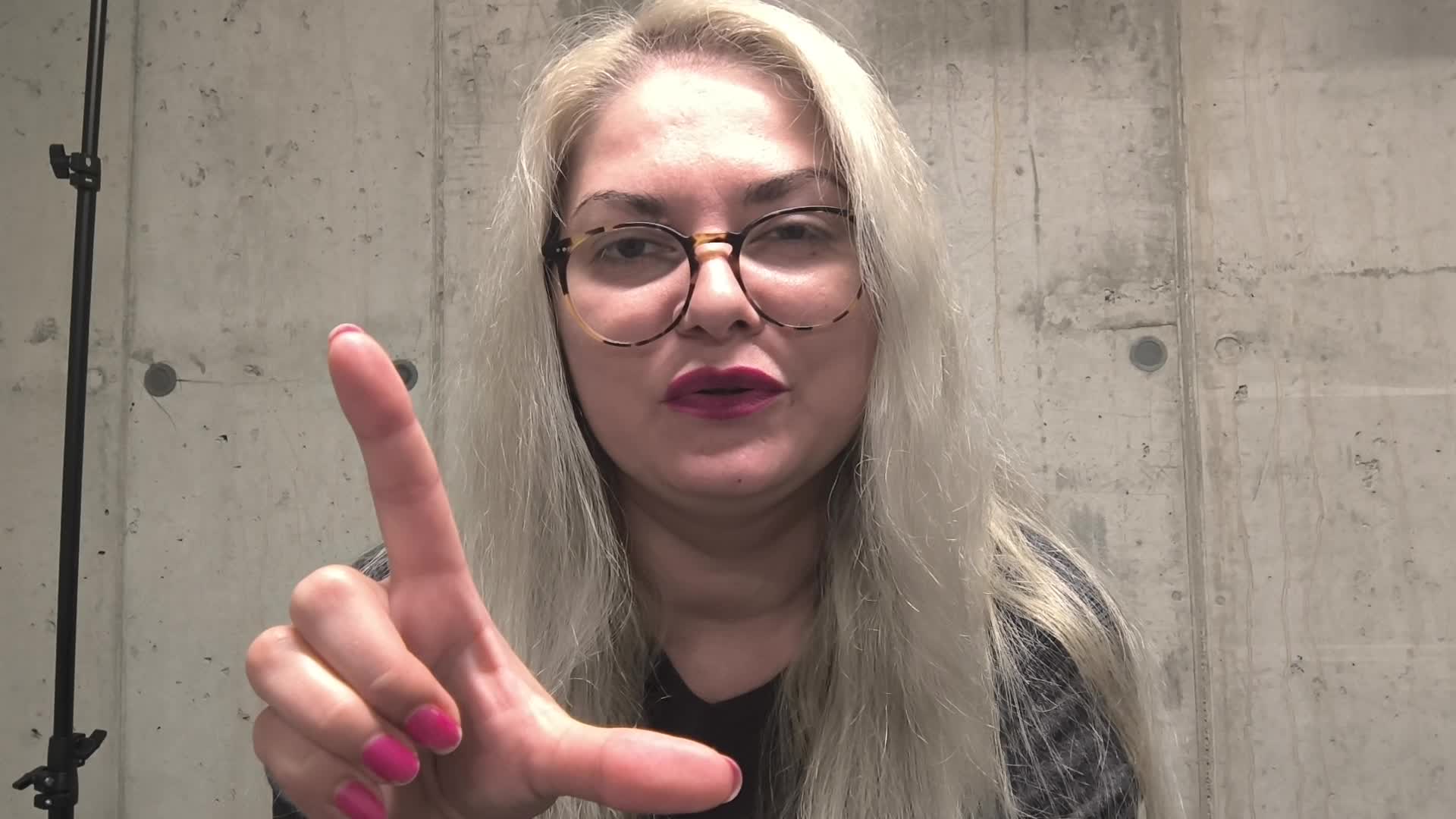 Mm's August Loser Tax