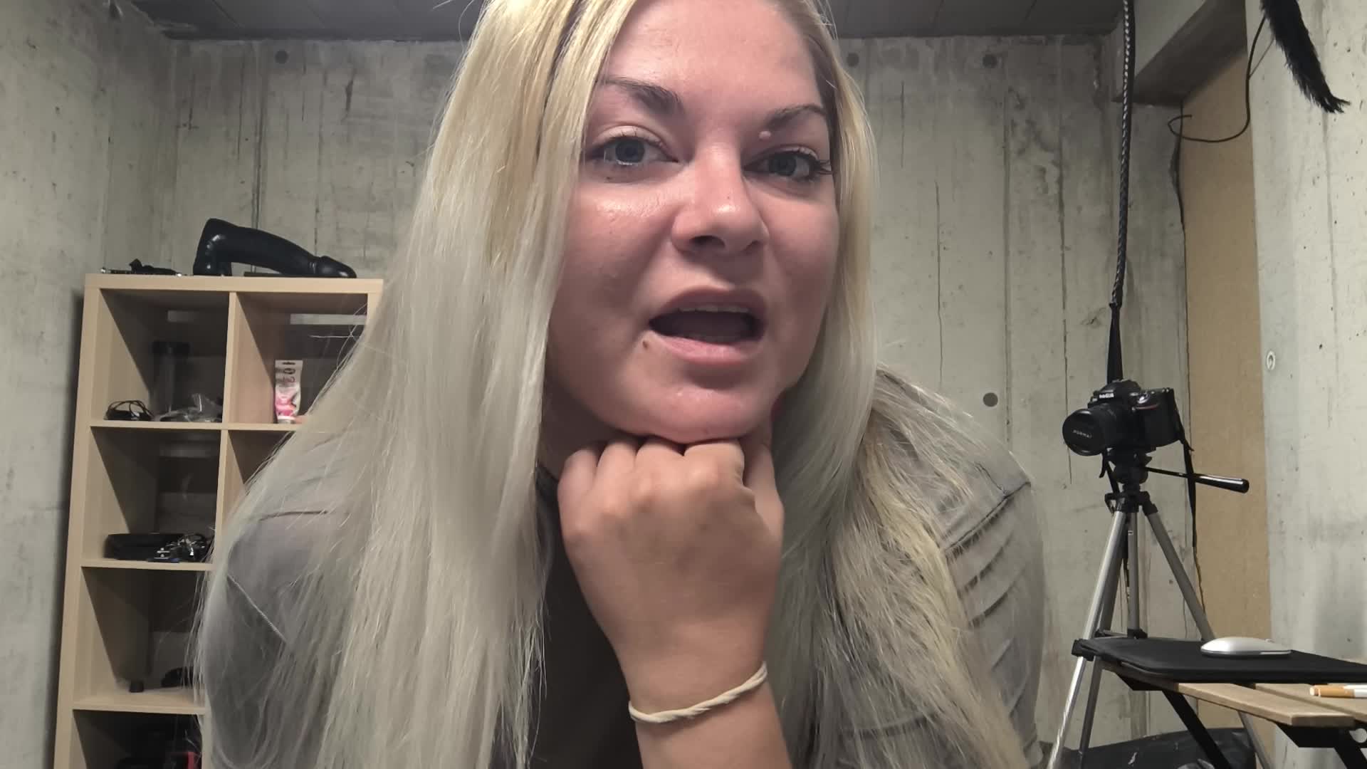 Paypig: Stay Broke