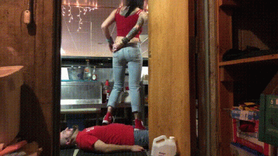 Slow Night At Bar Ballbusters