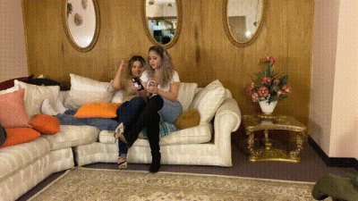 Vanessa & Victoria's Fun Time