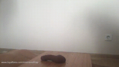 Turkish Mistress Afitap Sultan Cock Squeeze 2
