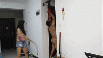 Hanging And Beating Jingmen Old Dog