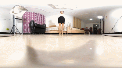 Zoe Giantess Humiliates Dwarves 360 VR