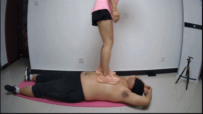 270 Kinds Of Fat Man Trampled And Deep Throat