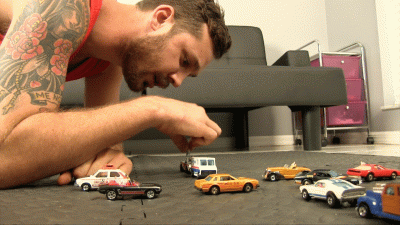 Giant Billy Blast Smooshes Cummuters