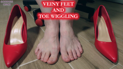 Veiny Feet And Toe Wiggling
