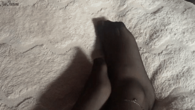 Nylon Feet Tease