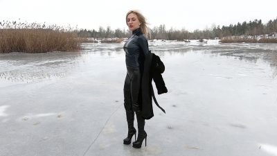 Katya Walks On Ice In Latex