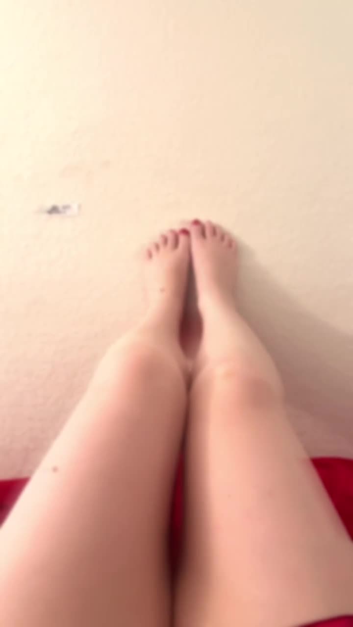 Ignored & Obsessed. Greedy Goddess Worship