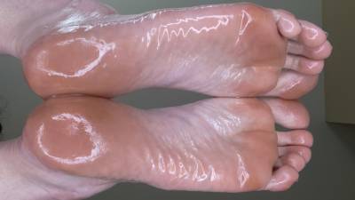 Oiled Soles Only Blue Toes