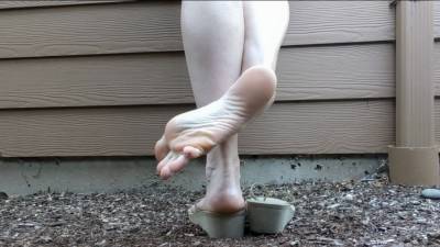 Wedge Flip-Flop Play