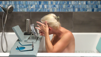 Bathing With Stella E01 Pussy Shaving And Body Shaving MILF Stella