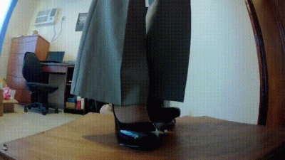 Mean Attorney And Goddess Erika Does A Harsh Shoejob To The Slave!