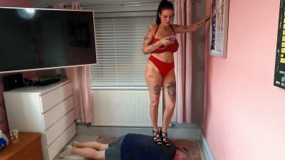Red Bikini & Sandals Trampling