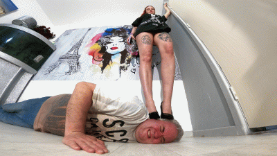 Shoes No Shoes Head Trampling Floor Cam