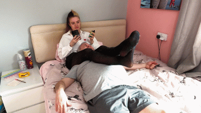 Neck Squeezing On The Bed 3