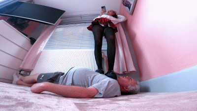 Jennifer Stepping On Her Slave Floor Cam